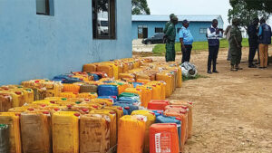 Contrabando de combustível no Zaire, Angola